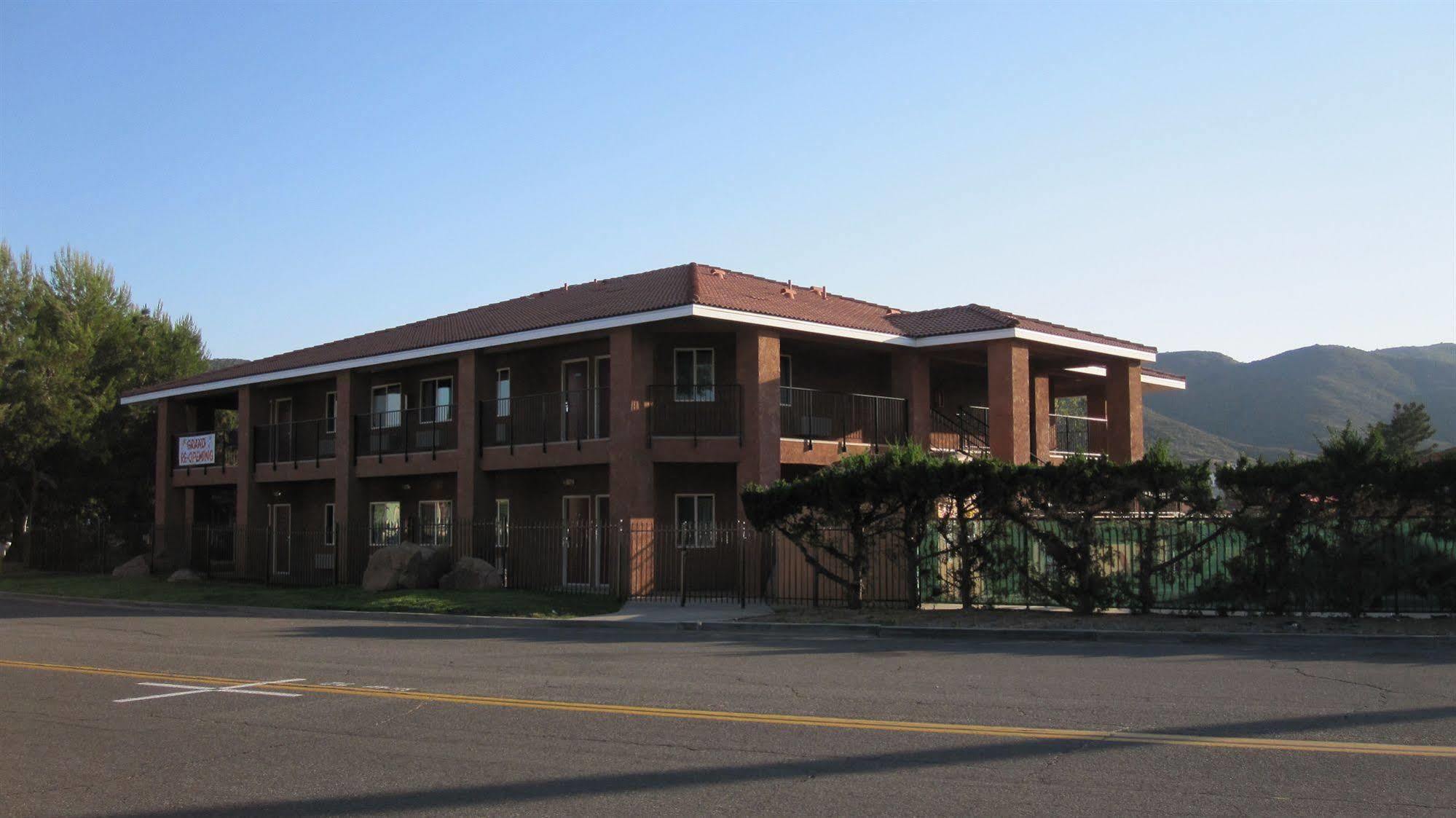 Rancho California Inn Temecula Exterior photo
